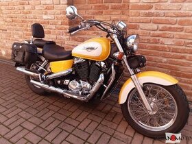 Motockel Honda VT 1100 Shadow - 1