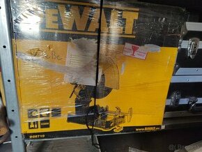 Dewalt D28710