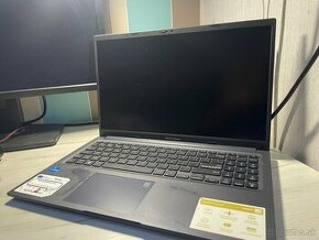 ASUS Vivobook 15 (X1502)