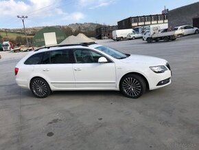 ŠKODA SUPERB COMBI L&K 4x4