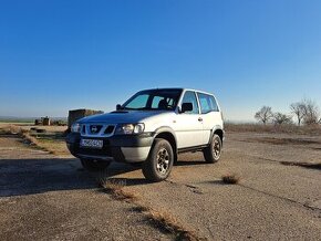 Nissan Terrano 2 2,7tdi 92kW 3dv