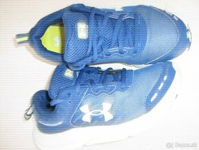 UNDER ARMOUR vel. 37,5