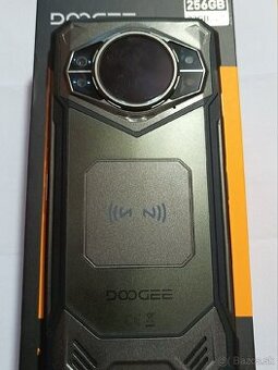 DOOGEE S200 smartphone