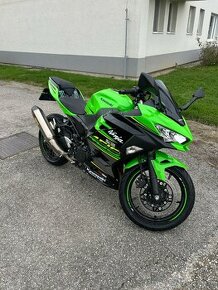 Kawasaki ninja 400