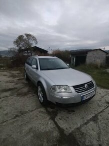 Volkswagen Passat - 1