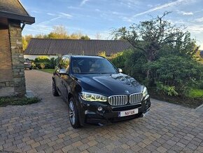 BMW X5 50M