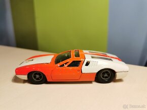 Dinky toys De Tomaso Mangusta