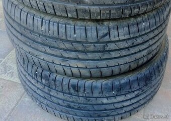 Predám 4ks letné pneu 235/45/18 Kumho lacno top stav - 1