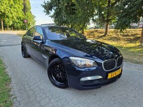 ===BMW Rad 7 750i xDrive===