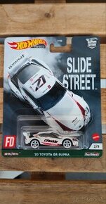 Hot wheels toyota supra gt slide street