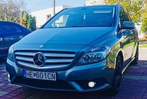 Mercedes benz B