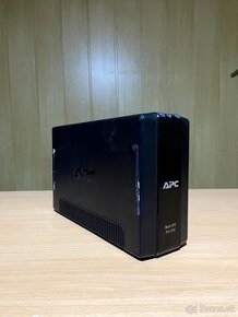 Záložný zdroj APC Back-UPS Pro 550, 550VA