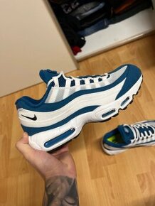 Nike 95