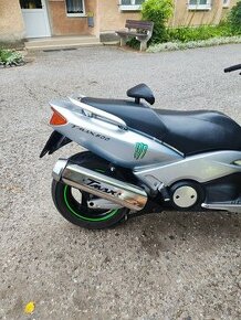 Yamaha T-Max