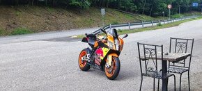 Ktm RC8 - 1