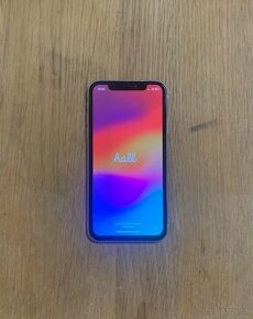 iPhone Xr 64GB Zablokovaný