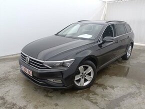 VW Passat B8 G3 1.5tsi/ Manuál/ Matrix - 1