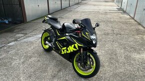 Suzuki GSXR 1000 k6 - 1