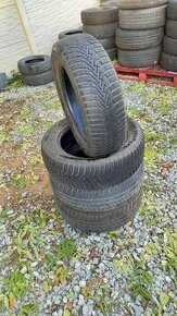 205/60R16. 92H. Goodyear zimné - 1