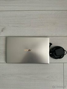 Predam notebook ASUS