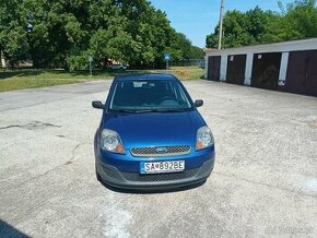 Ford fiesta 1,3 benzín 51 kW