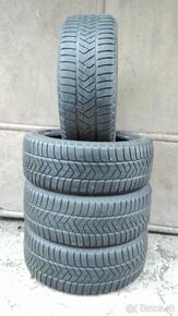 Predám 4-Zimné pneumatiky Pirelli Sottozero 225/45 R18