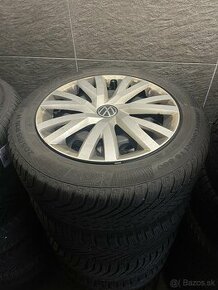 Predam zimnu sadu 205/55 R16