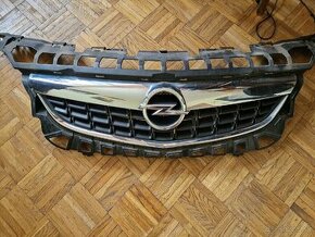 Opel Astra - predná maska