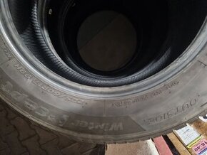 Zimne 225/60 r17 - 1