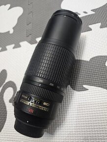 Nikon AF-P 70-300mm f/4.5-6.3G DX ED VR

 