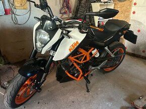 KTM duke 390