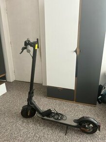 Elektrická kolobežka Xiaomi Electric Scooter 1S