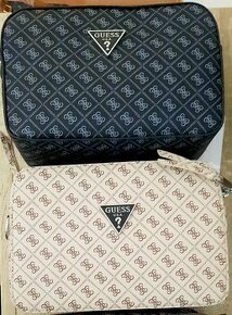 Kabelka crossbody guess