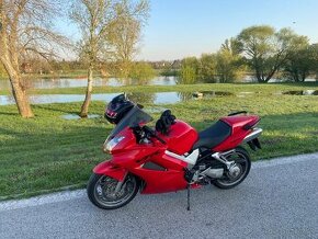 Honda vfr800