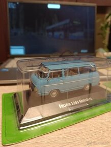 MODELY SKODA 1:43+RYCHLO A ZBESILO 1:43