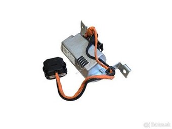 Měnič napětí z 12V-230V Originál díl 5Q0907155H