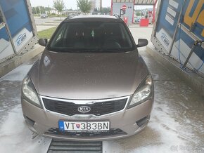 Kia Ceed 2011