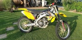 Suzuki rmz 250