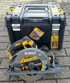 Akumulátorová ruční kotoučová pila Dewalt DCS579NT 54V XR FL