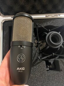 Kondenzátorový mikrofón AKG P420