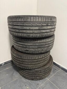 Bridgestone / Nexen 225/45 R18