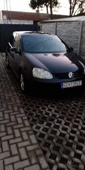 W Golf 5 benzín 1.4.  16 v 2005 r.v 55kw