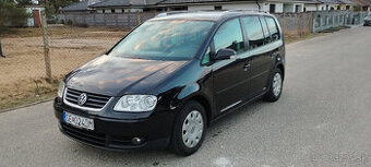 Volkswagen Touran 2.0 TDi DSG Highline - 1