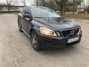 Volvo XC60 2,4D5  M6  AWD - 1