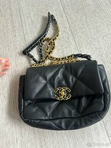 Chanel 19 lambskin - 1