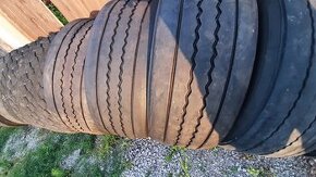 Nákladne pneumatiky 385/65 R22.5