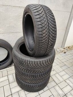 Celoročné pneumatiky 235/45r18