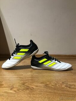 Halovky adidas