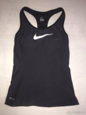 Dámske športové čierne tielko NIKE DRI-FIT.