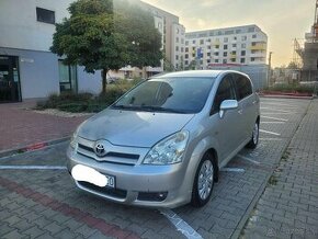 Predam Toyota corolla verso 2.2 diesel kw 100 r.v 2007